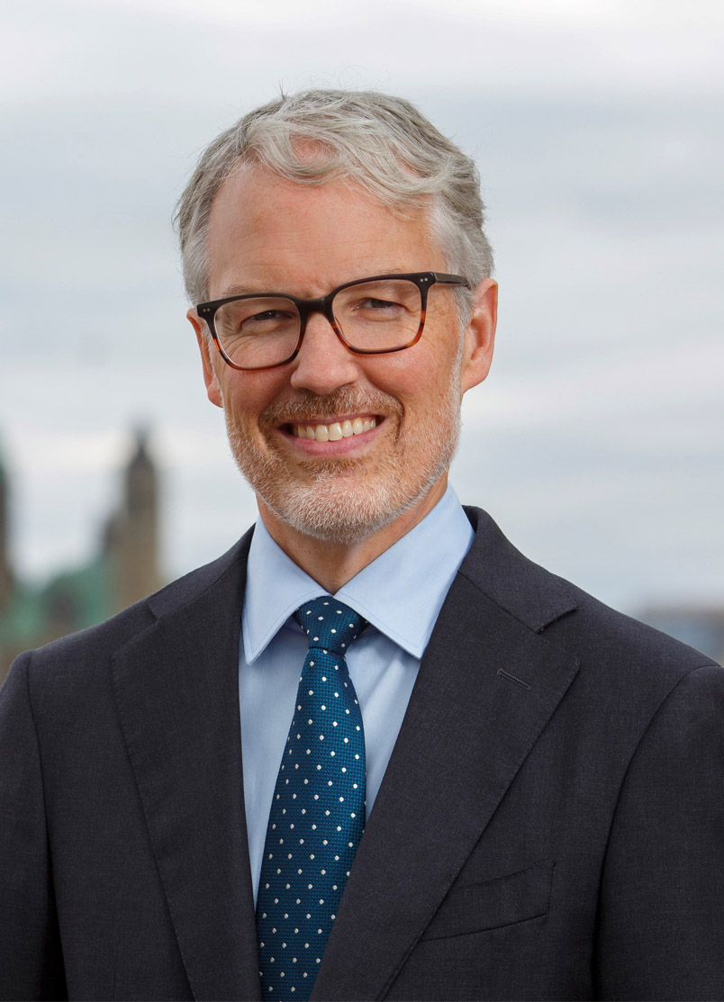 Headshot of Philippe Dufresne